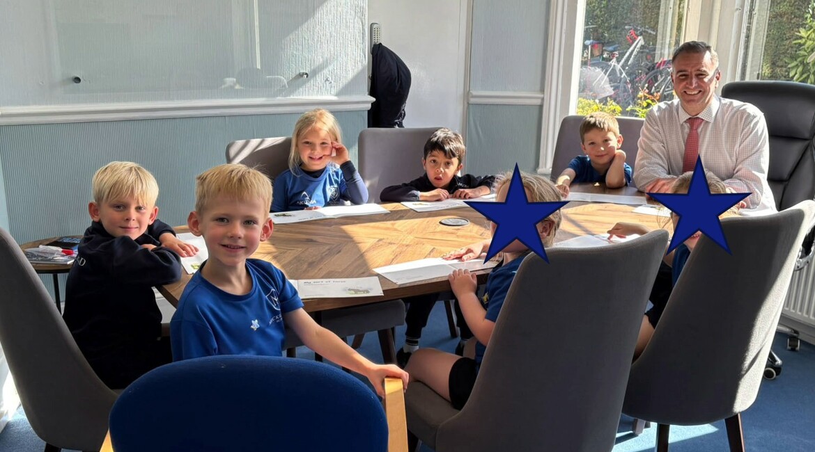Year 1 Group Reading With Mr Ard&eacute;